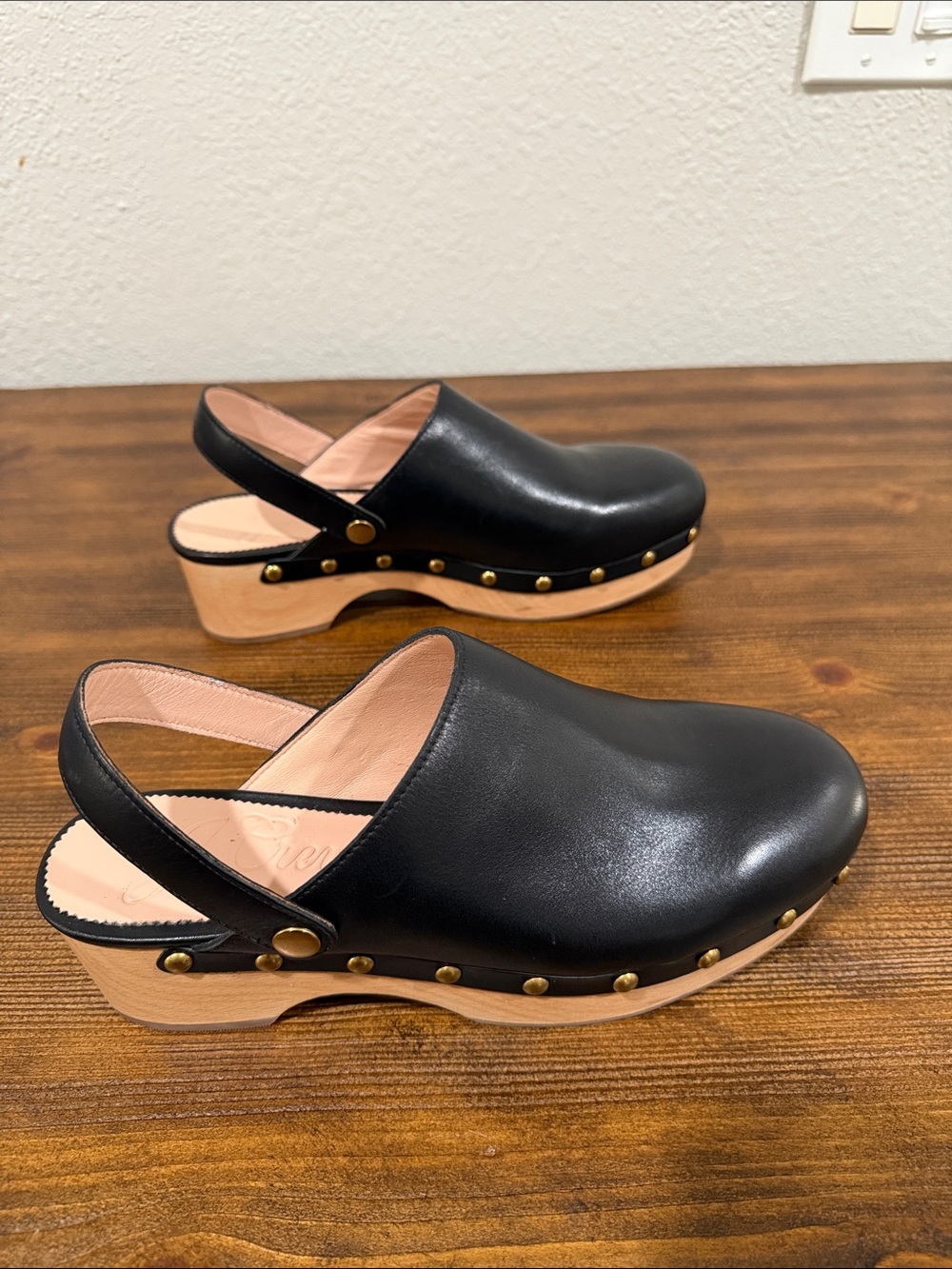 J.Crew Convertible Leather Clogs wood sole stud detail versatile strap Size 8 - Picture 6 of 8